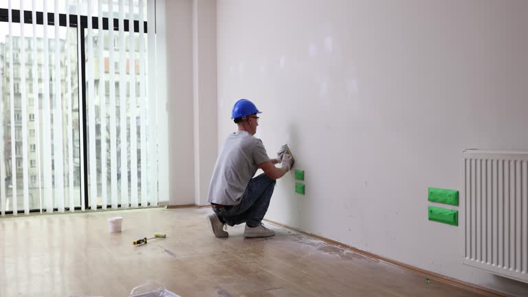 Best Drywall Crack Repair  in Bridgeport, IL